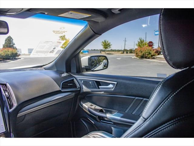 2021 Ford Edge ST