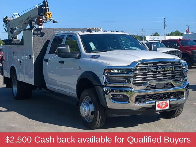 2026 RAM 5500 Chassis RAM 5500 TRADESMAN CHASSIS CREW CAB 4X4 84 CA