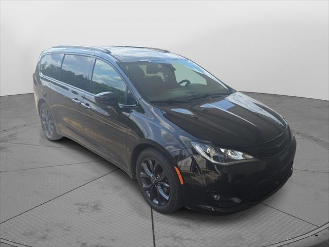 2019 Chrysler Pacifica Touring L Plus 2019 Chrysler Pacifica Touring L Plus