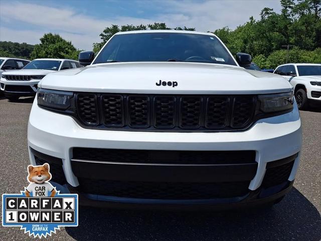 2023 Jeep Grand Cherokee L Altitude 4x4 2023 Jeep Grand Cherokee L Altitude 4x4