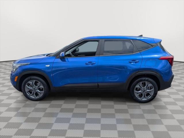 2024 Kia Seltos LX 2024 Kia Seltos LX