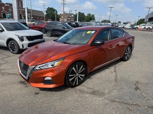 2020 Nissan Altima SR FWD 2020 Nissan Altima SR FWD
