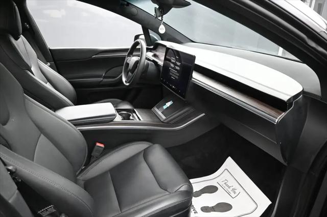 2024 Tesla Model X Long Range
