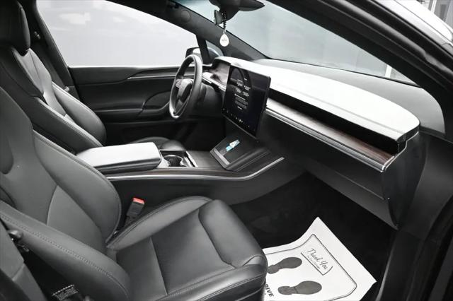 2024 Tesla Model X Long Range