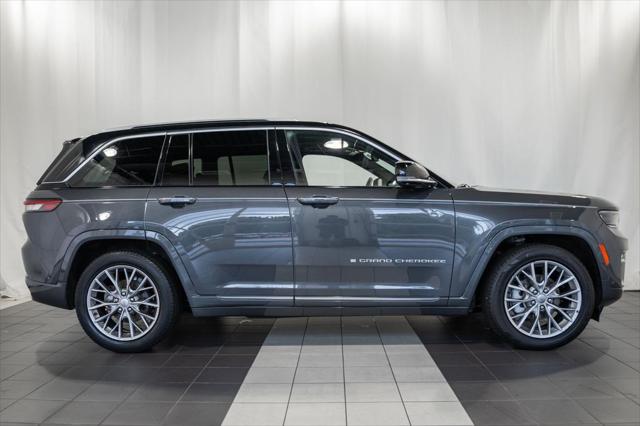 2023 Jeep Grand Cherokee Summit 4x4 2023 Jeep Grand Cherokee Summit 4x4