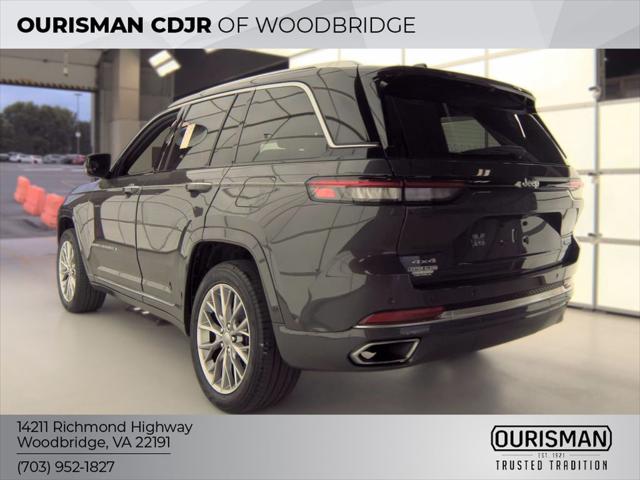 2023 Jeep Grand Cherokee L Laredo 4x4 2023 Jeep Grand Cherokee L Laredo 4x4