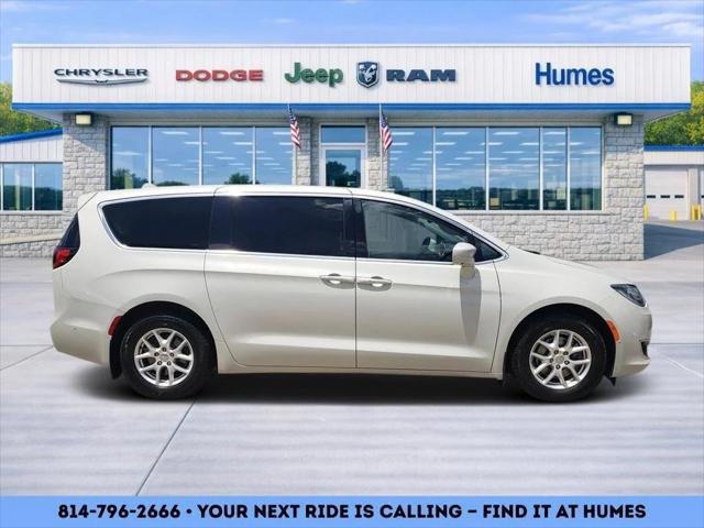 2020 Chrysler Pacifica Touring 2020 Chrysler Pacifica Touring