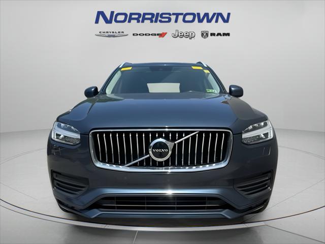 2022 Volvo XC90 T5 Momentum 7 Passenger 2022 Volvo XC90 T5 Momentum 7 Passenger