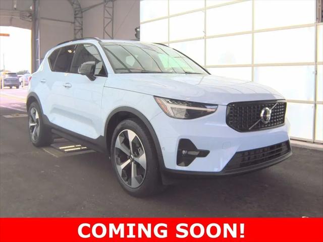 2024 Volvo XC40 B5 Plus Dark Theme for sale near Dublin, OH