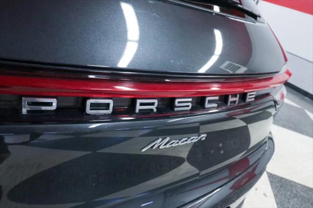 2021 Porsche Macan Macan