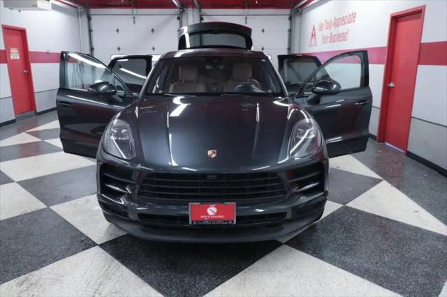 2021 Porsche Macan Macan