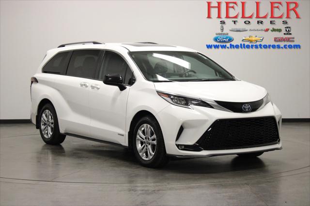 2021 Toyota Sienna XSE for sale in Pontiac, IL