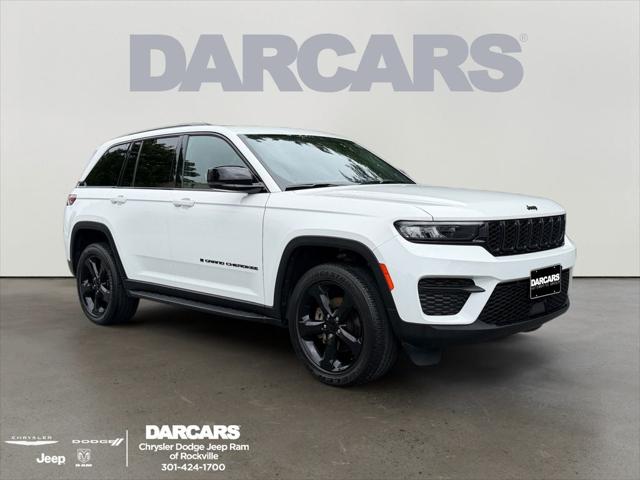 2023 Jeep Grand Cherokee Altitude 4x4 2023 Jeep Grand Cherokee Altitude 4x4