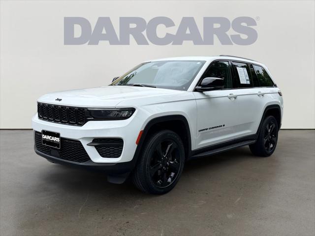 2023 Jeep Grand Cherokee Altitude 4x4 2023 Jeep Grand Cherokee Altitude 4x4