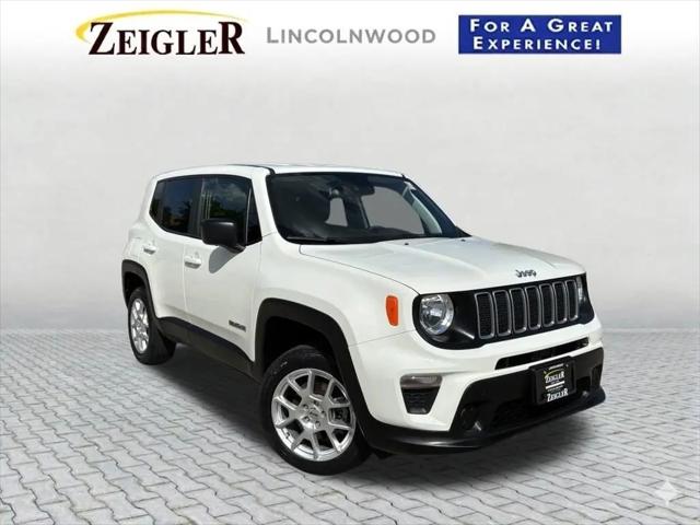 2023 Jeep Renegade Latitude 4x4 for sale in Lincolnwood, IL