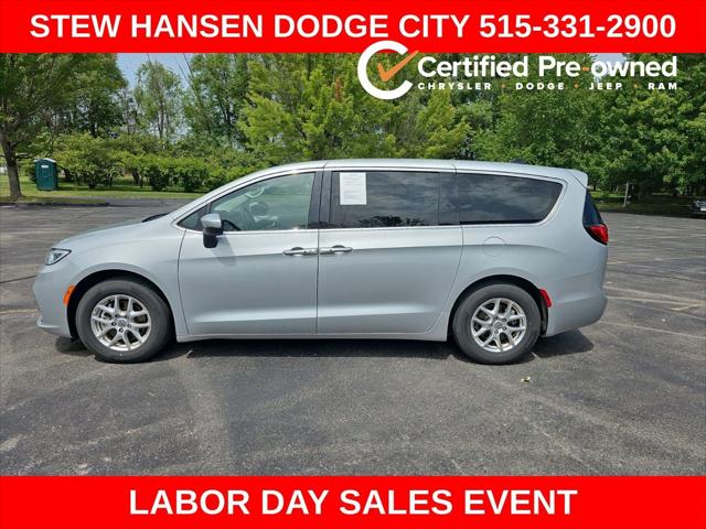 2023 Chrysler Pacifica Touring L for sale in Urbandale, IA
