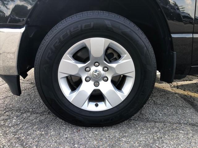2020 Ram 1500 Big Horn Crew Cab 4x4 5'7" Box