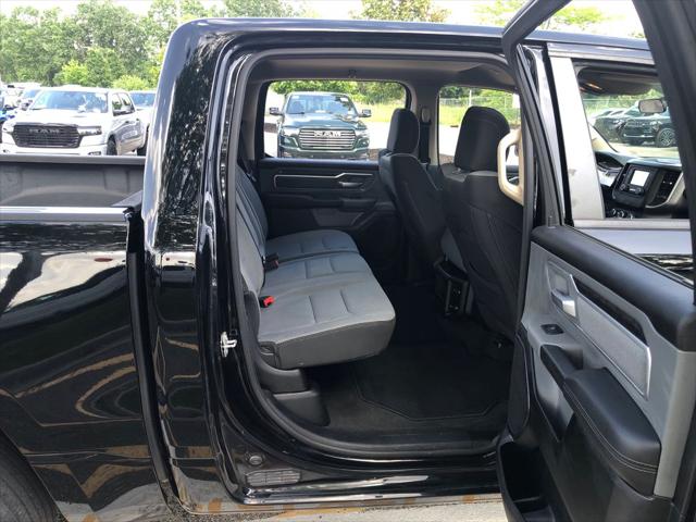 2020 Ram 1500 Big Horn Crew Cab 4x4 5'7" Box
