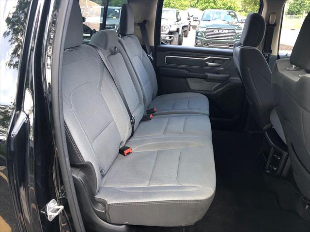 2020 Ram 1500 Big Horn Crew Cab 4x4 5'7" Box