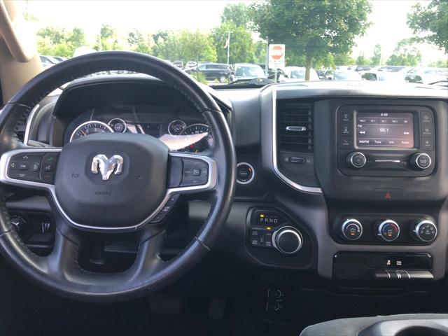 2020 Ram 1500 Big Horn Crew Cab 4x4 5'7" Box