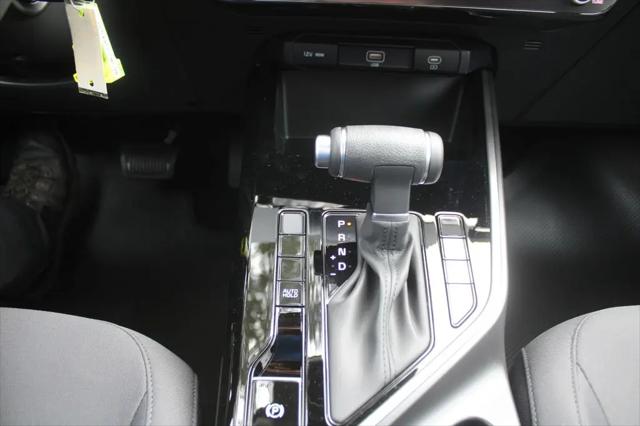 2026 Kia Niro LX