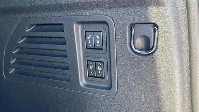 2026 GMC Acadia Denali Ultimate AWD
