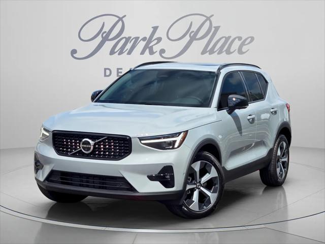 2026 Volvo XC40 Plus, B5 AWD Gas (mild hybrid), Dark for sale in Dallas, TX
