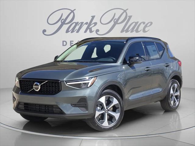 2026 Volvo XC40 Core, B5 AWD Gas (mild hybrid), Dark for sale in Dallas, TX