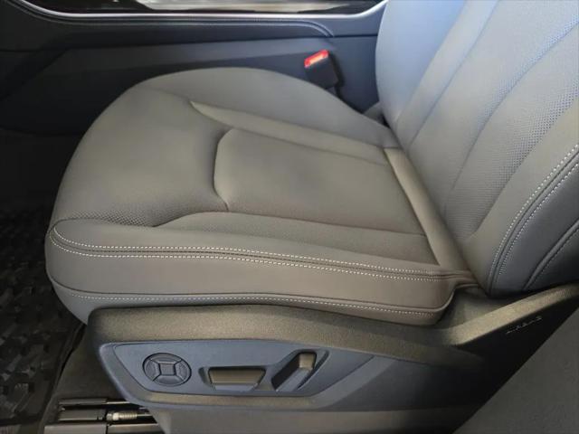 2026 Audi Q8 Premium Plus 55 TFSI quattro Tiptronic