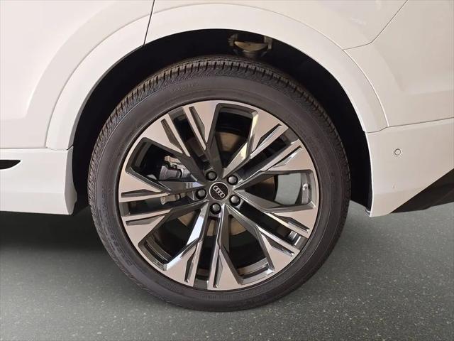 2026 Audi Q8 Premium Plus 55 TFSI quattro Tiptronic