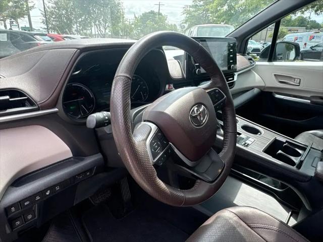 2021 Toyota Sienna Platinum
