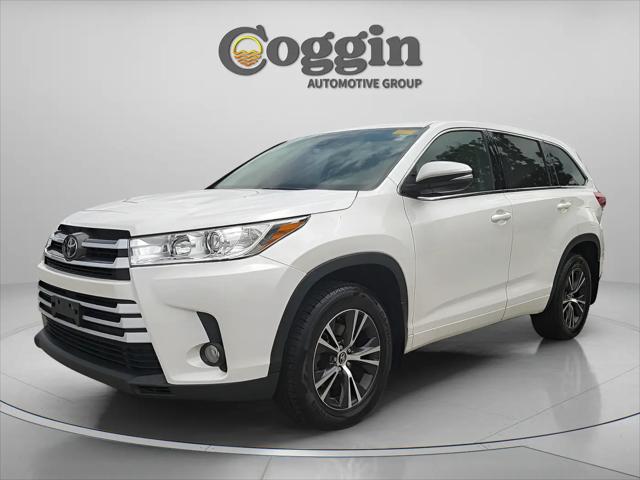 2018 Toyota Highlander LE Plus for sale in Jacksonville, FL