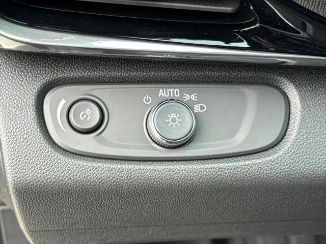 2026 Buick NV Sport Touring FWD
