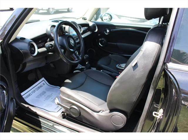 2011 MINI Cooper Cooper