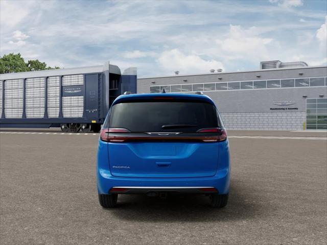 2027 Chrysler Pacifica Pinnacle