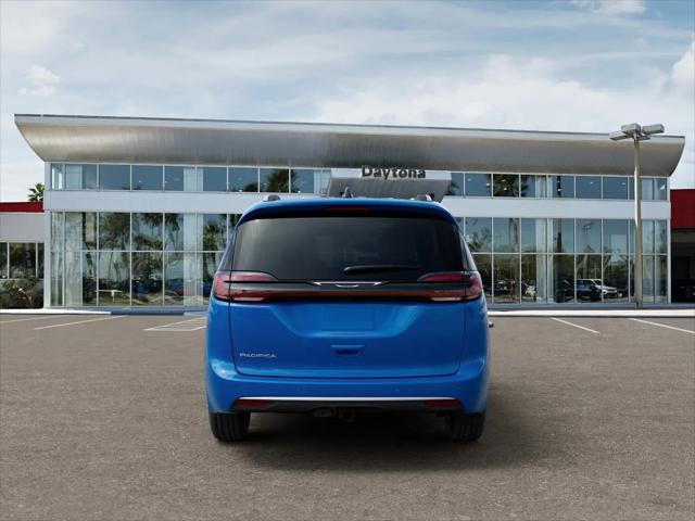 2027 Chrysler Pacifica Pinnacle