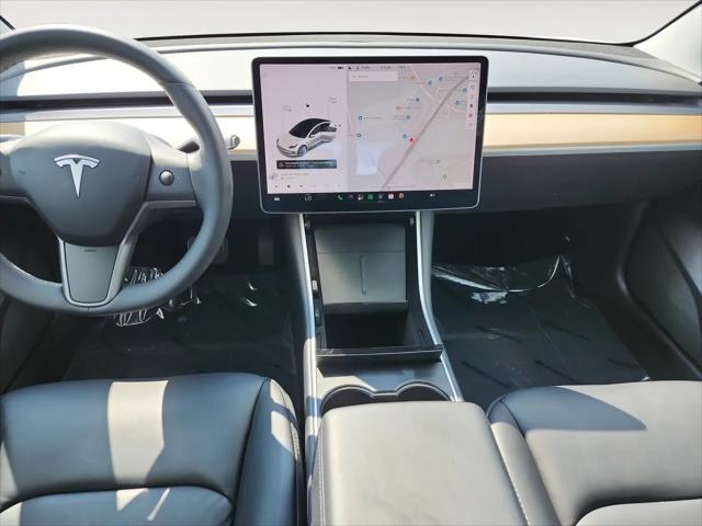 2020 Tesla Model 3 Standard Range Plus Rear-Wheel Drive