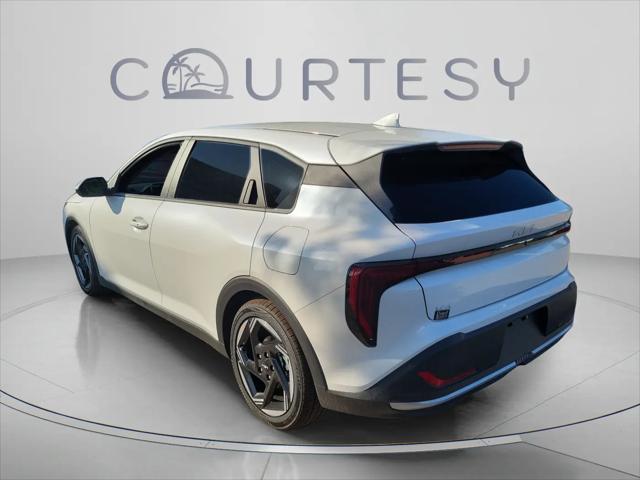 2026 Kia K4 EX