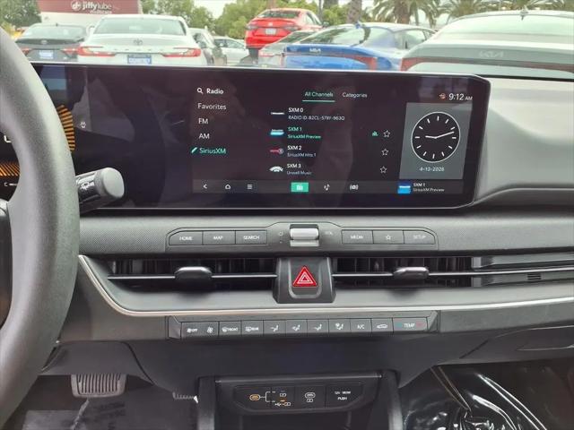 2025 Kia K4 LXS