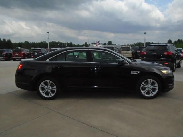 2016 Ford Taurus SEL