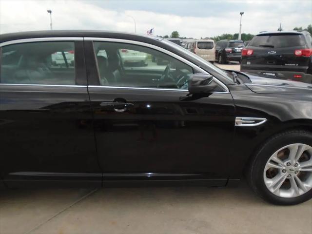 2016 Ford Taurus SEL