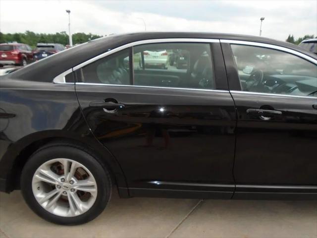 2016 Ford Taurus SEL