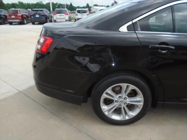 2016 Ford Taurus SEL