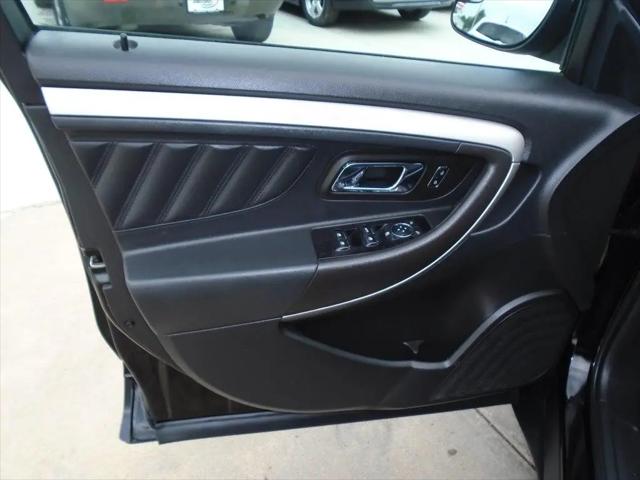 2016 Ford Taurus SEL