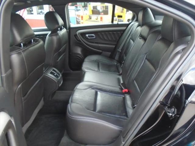 2016 Ford Taurus SEL