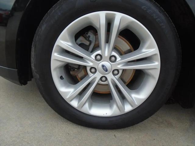 2016 Ford Taurus SEL