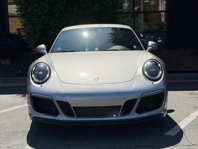 2018 Porsche 911 Carrera GTS