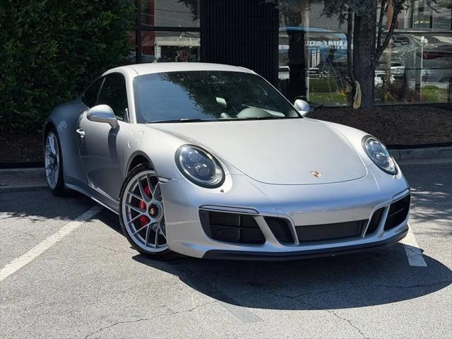 2018 Porsche 911 Carrera GTS