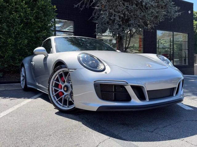 2018 Porsche 911 Carrera GTS
