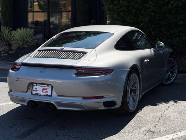2018 Porsche 911 Carrera GTS